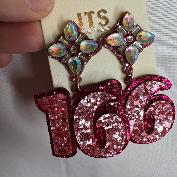 ITS Sense Hot Pink Sixteen Dangle Earrings NWT - Picture 3 of 6